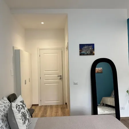 דירה Jacuzzi-garden Double Ensuite Wifi Ac Near Metro