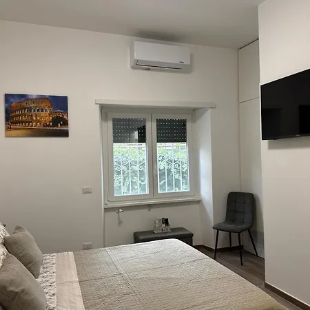 Colosseo-torre Maura Modern Double Private Ensuite, Wifi & Ac Near Metro C Roma