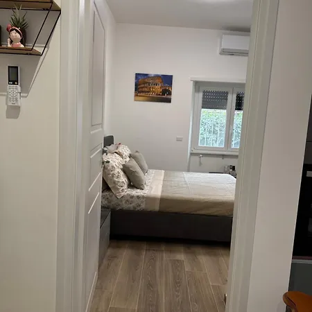 Colosseo-torre Maura Modern Double Private Ensuite, Wifi & Ac Near Metro C *
