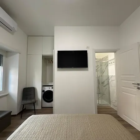 Colosseo-torre Maura Modern Double Private Ensuite, Wifi & Ac Near Metro C Lejlighed